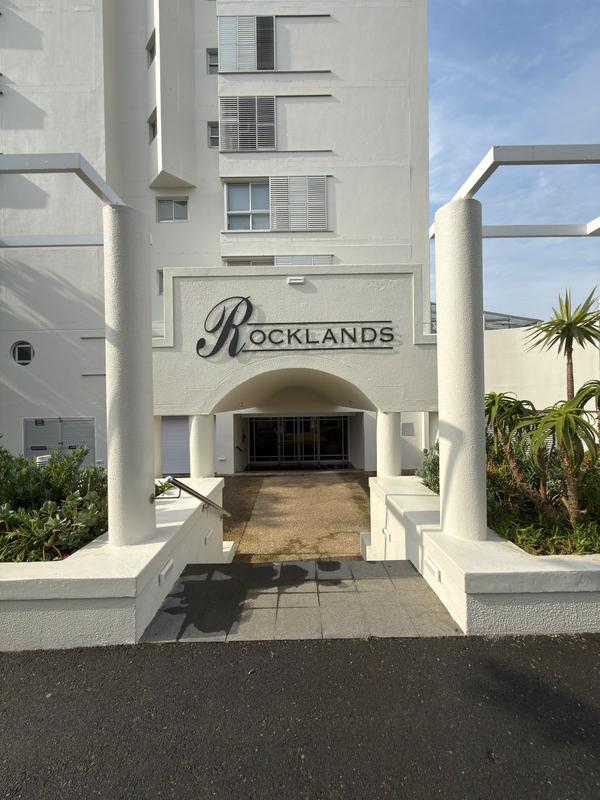 To Let 3 Bedroom Property for Rent in Sea Point Western Cape